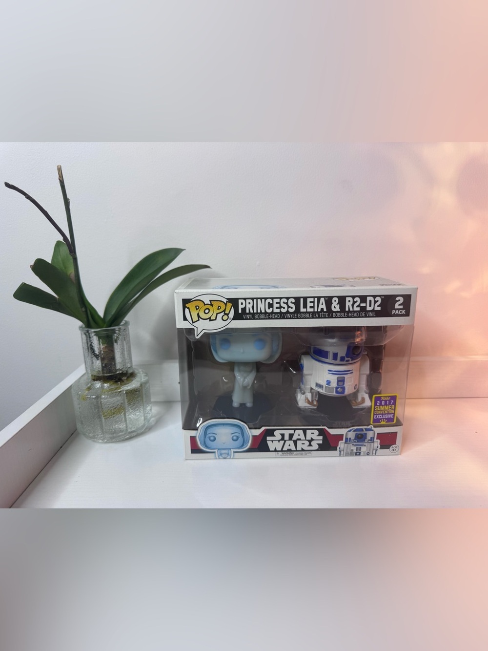 Funko Pop! Princess Leia (holographic) & R2-D2 Star Wars Vinyl Figure Set